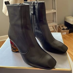 New Black Leather Kurt Geiger Bootie